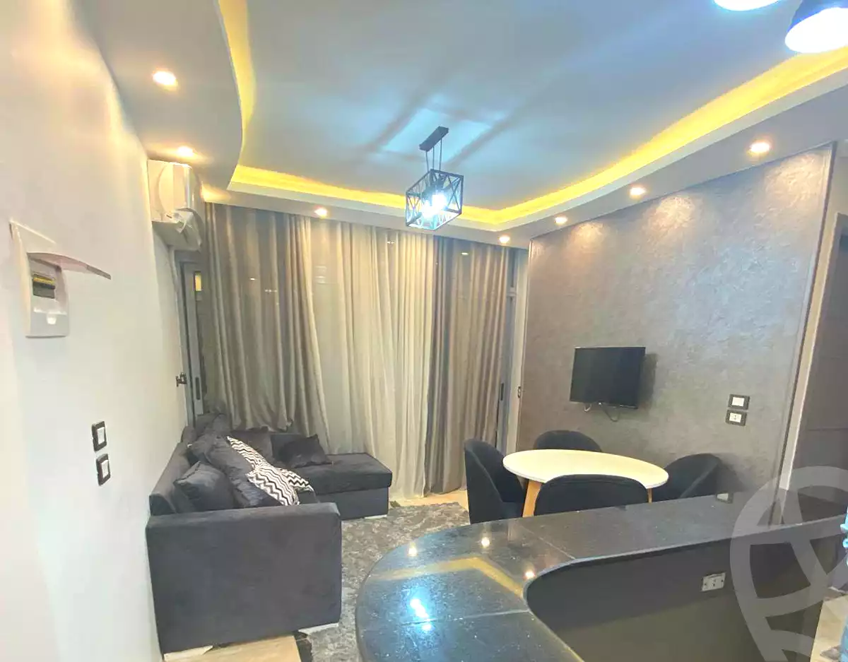 https://aqarmap.com.eg/en/listing/7069045-for-rent-cairo-helwan-el-shareaa-el-sharby-st