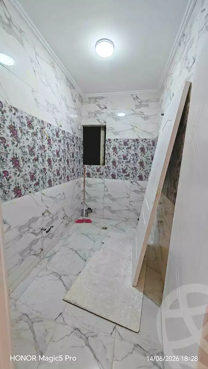 https://aqarmap.com.eg/ar/listing/7069094-for-sale-cairo-helwan-sherif-st