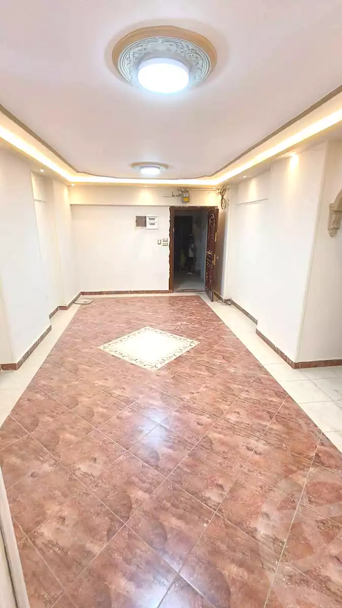 https://aqarmap.com.eg/ar/listing/7069128-for-sale-alexandria-lsywf-el-falki