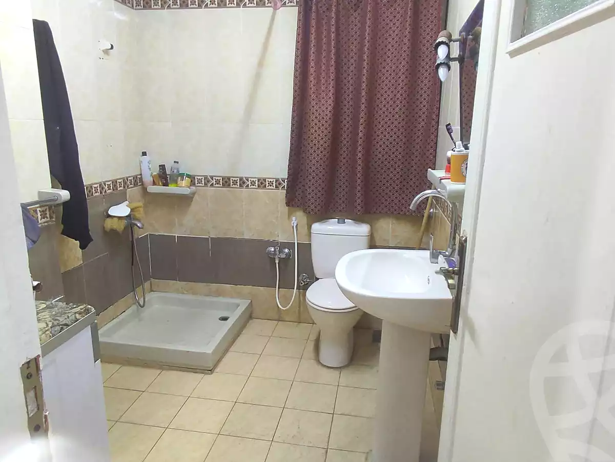 https://aqarmap.com.eg/ar/listing/7069142-for-sale-alexandria-sydy-bshr-tryq-ljysh