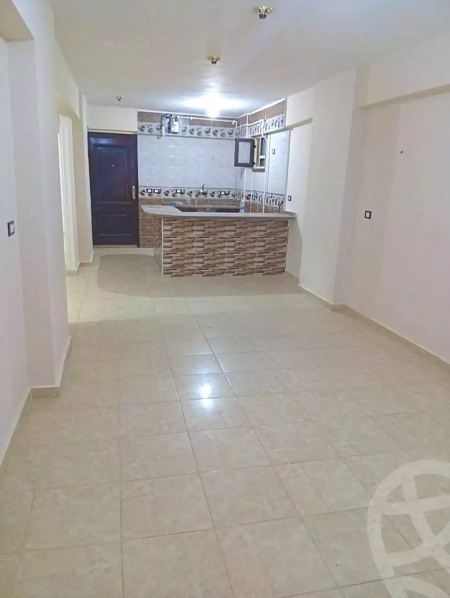 https://aqarmap.com.eg/ar/listing/7069293-for-rent-alexandria-al-agamy-bw-ywsf