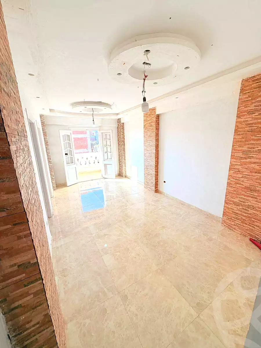 https://aqarmap.com.eg/ar/listing/7069300-for-sale-alexandria-al-agamy-lbytsh-el-hanafeya-st