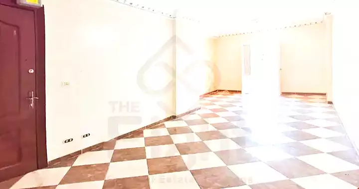 https://aqarmap.com.eg/ar/listing/7069316-for-rent-alexandria-moharram-bey