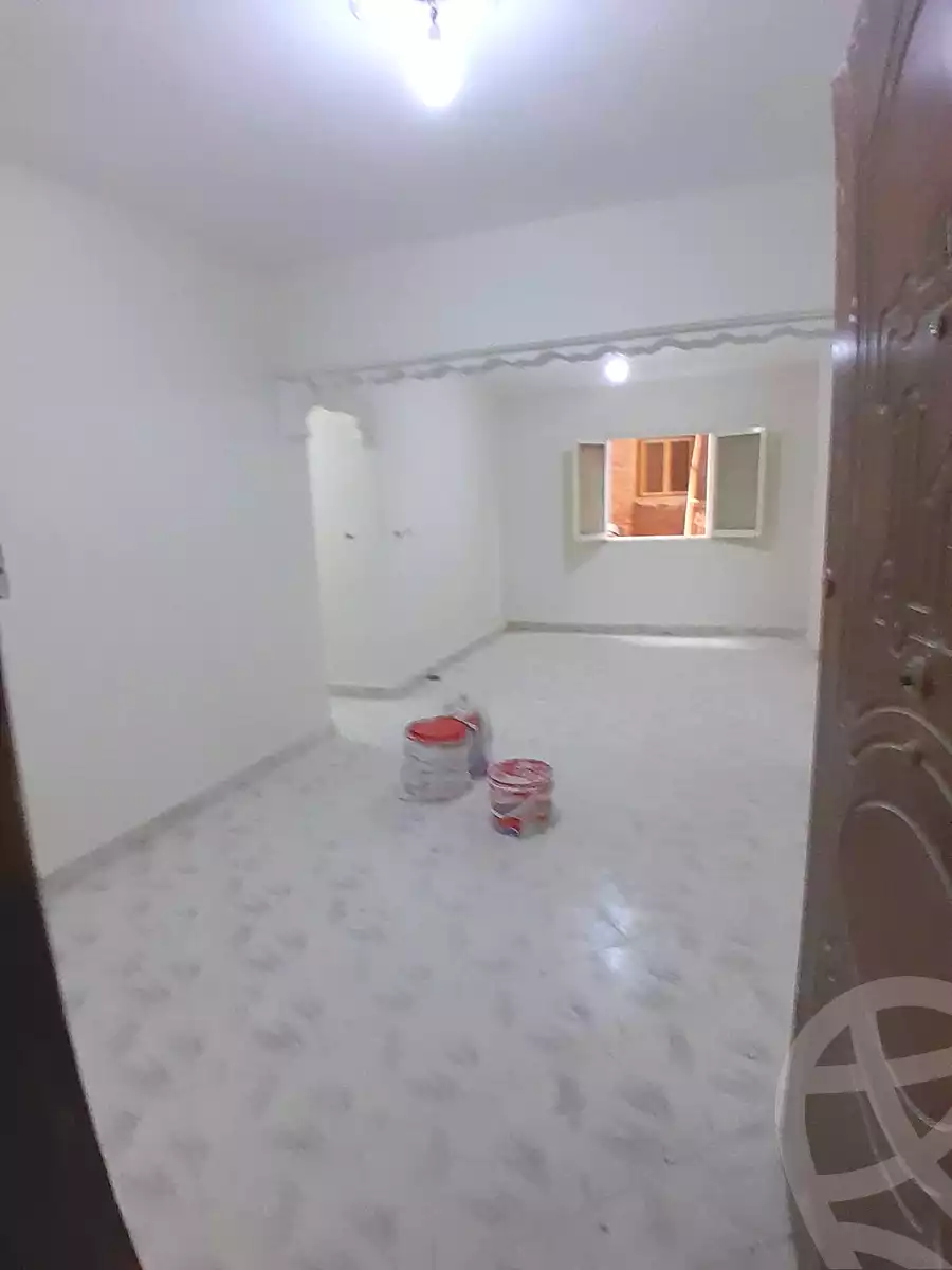 https://aqarmap.com.eg/en/listing/7069328-for-sale-alexandria-al-agamy-el-hanouvel-radwan-st