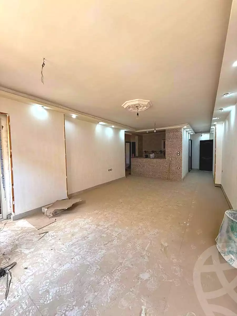 https://aqarmap.com.eg/en/listing/7069429-for-sale-cairo-helwan-hadayek-helwan-el-eshrein-st