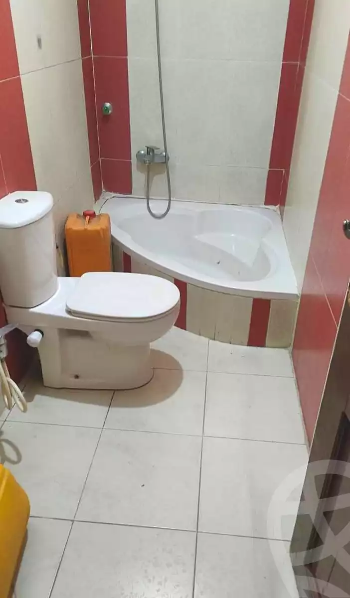 https://aqarmap.com.eg/ar/listing/7069605-for-sale-cairo-ain-shams-ain-shams-el-sharkia-el-zahraa-st