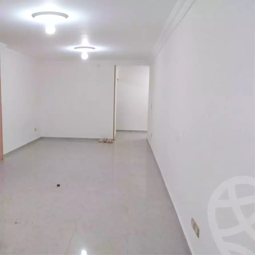 https://aqarmap.com.eg/ar/listing/7069799-for-sale-alexandria-el-asafra-l-sfr-bhry