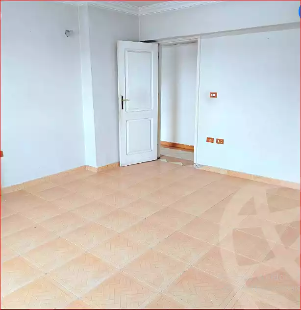 https://aqarmap.com.eg/ar/listing/7070041-for-rent-cairo-helwan-el-ezba-el-qebliah-ragheb-st