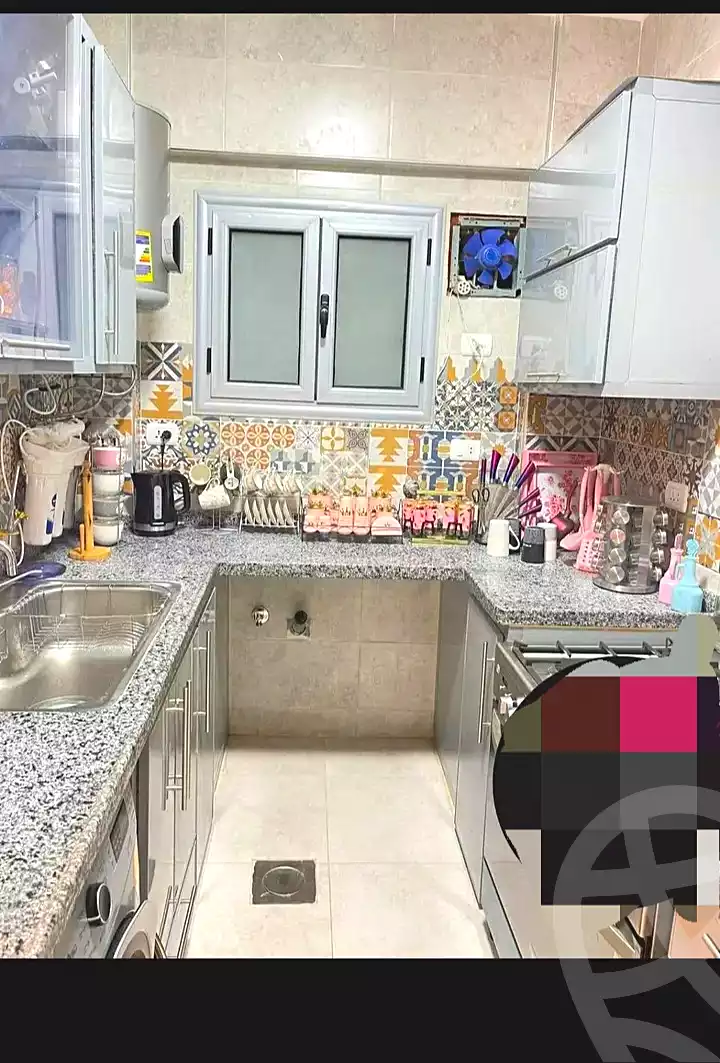 https://aqarmap.com.eg/ar/listing/7070423-for-sale-alexandria-al-agamy-lbytsh-el-saleheen-mosque-st