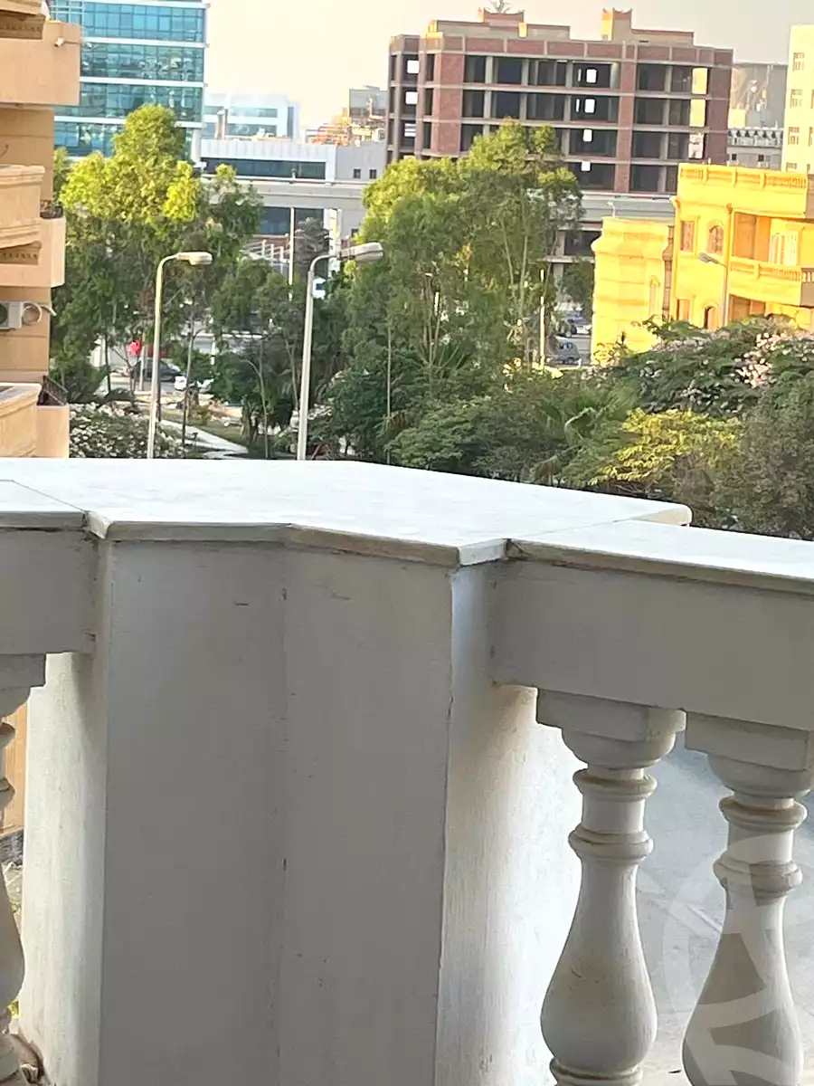 https://aqarmap.com.eg/en/listing/7070619-for-sale-cairo-new-cairo-el-ahyaa-first-neighborhood-street-1