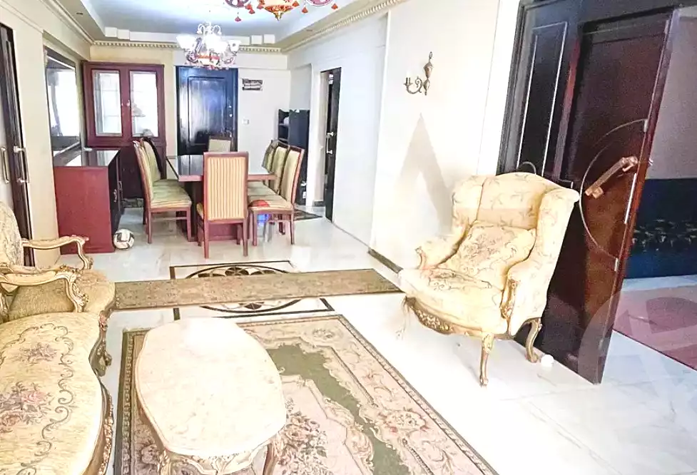 https://aqarmap.com.eg/ar/listing/7070794-for-sale-alexandria-ganaklis
