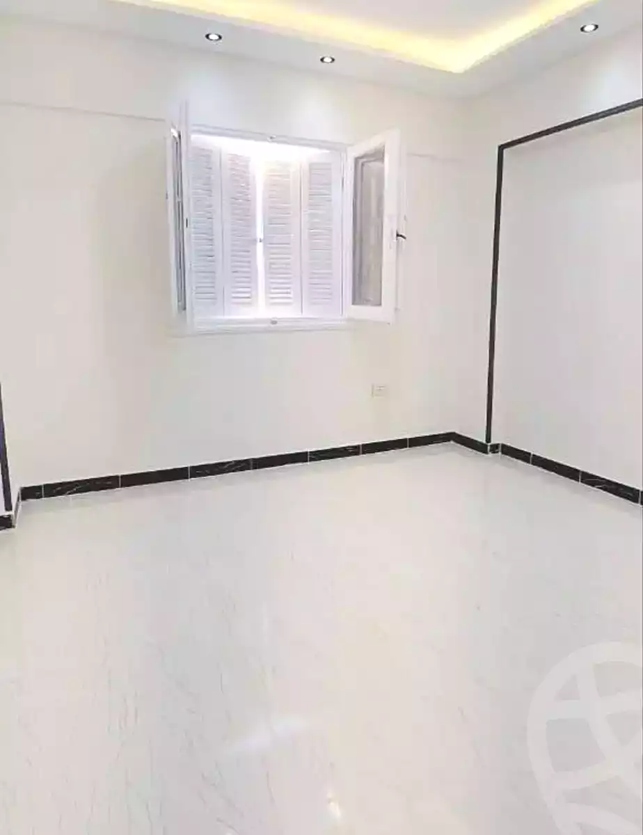 https://aqarmap.com.eg/ar/listing/7070795-for-sale-alexandria-al-agamy-shataa-el-nakheel