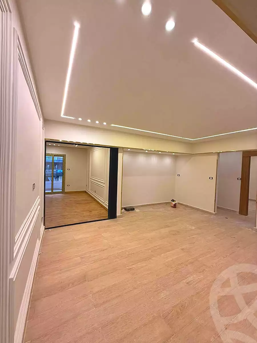 https://aqarmap.com.eg/en/listing/7071323-for-sale-alexandria-miami-shr-jml-bd-lnsr