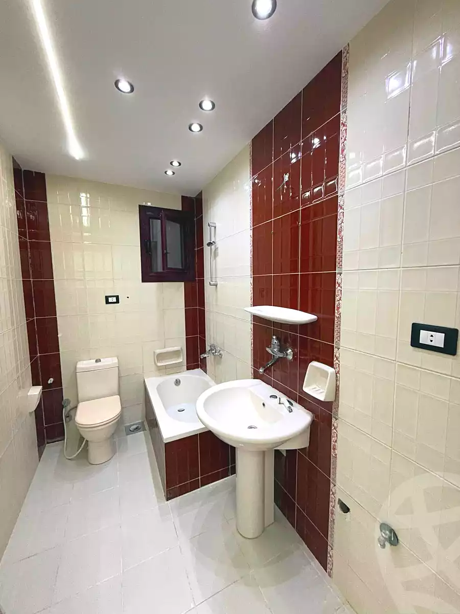 https://aqarmap.com.eg/ar/listing/7071344-for-sale-alexandria-el-asafra-l-sfr-bhry