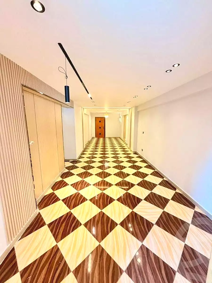 https://aqarmap.com.eg/en/listing/7071362-for-sale-alexandria-sydy-bshr-sydy-bshr-bhry-shr-khld-bn-lwlyd