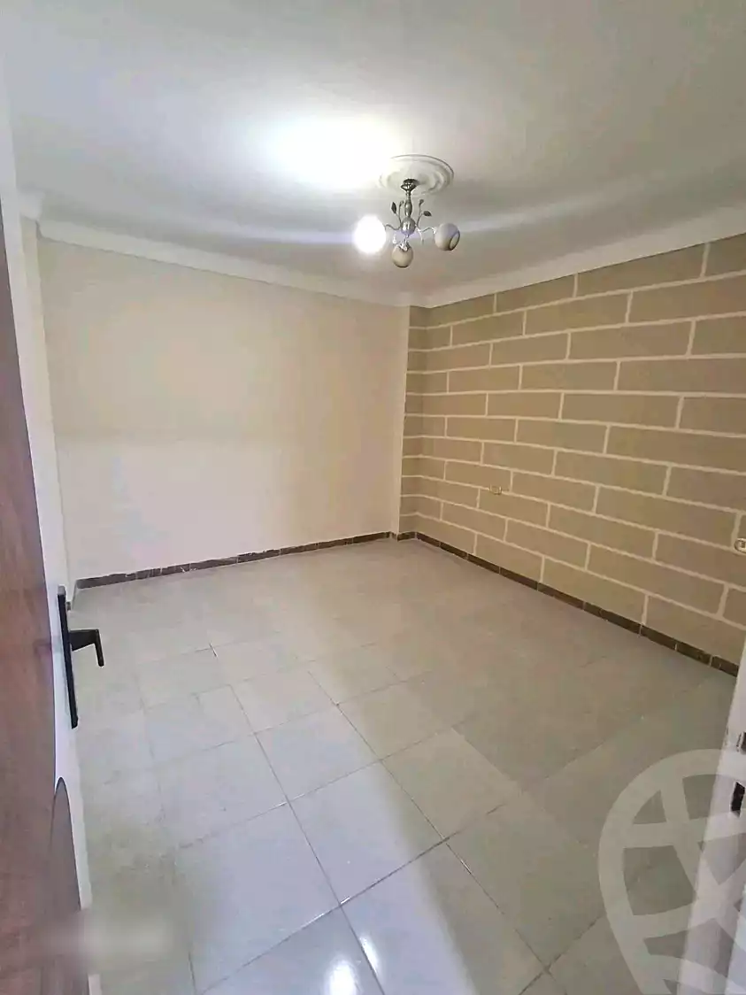 https://aqarmap.com.eg/en/listing/7071511-for-sale-alexandria-lsywf-el-falki