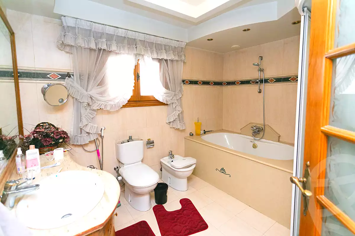 https://aqarmap.com.eg/ar/listing/7071624-for-sale-alexandria-smouha-albert-al-awal-st