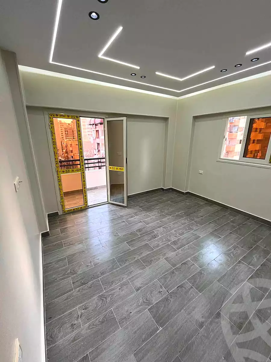 https://aqarmap.com.eg/ar/listing/7071927-for-sale-cairo-ain-shams-el-naam-shahin-st