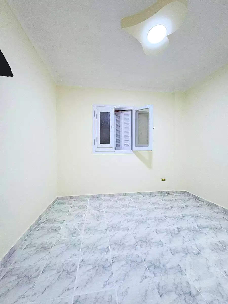 https://aqarmap.com.eg/ar/listing/7071948-for-sale-alexandria-al-agamy-shataa-el-nakheel