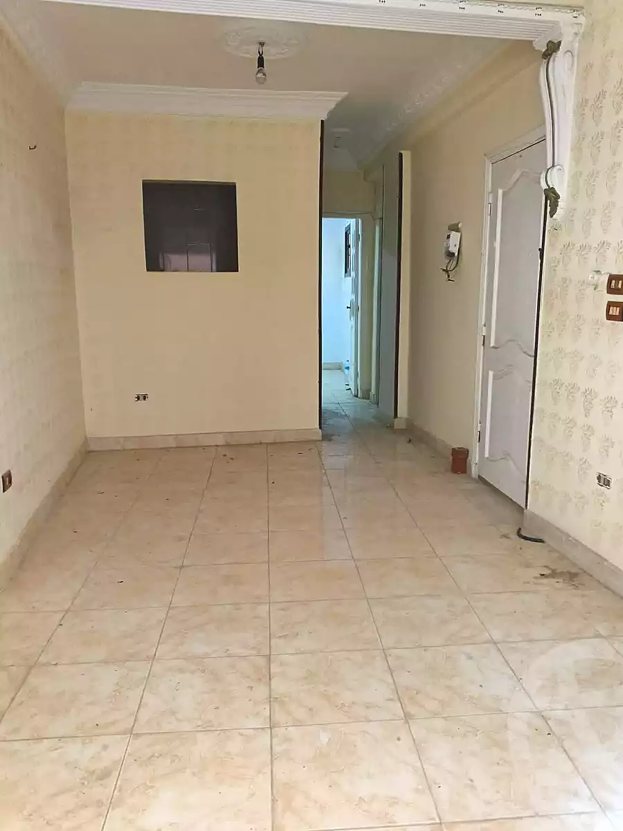 https://aqarmap.com.eg/ar/listing/7071955-for-sale-alexandria-al-agamy-bw-ywsf