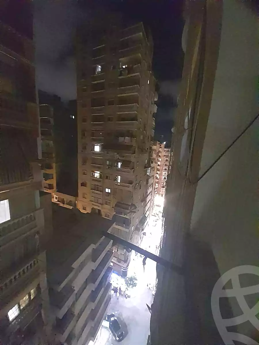 https://aqarmap.com.eg/ar/listing/7072001-for-sale-alexandria-el-asafra-shr-45