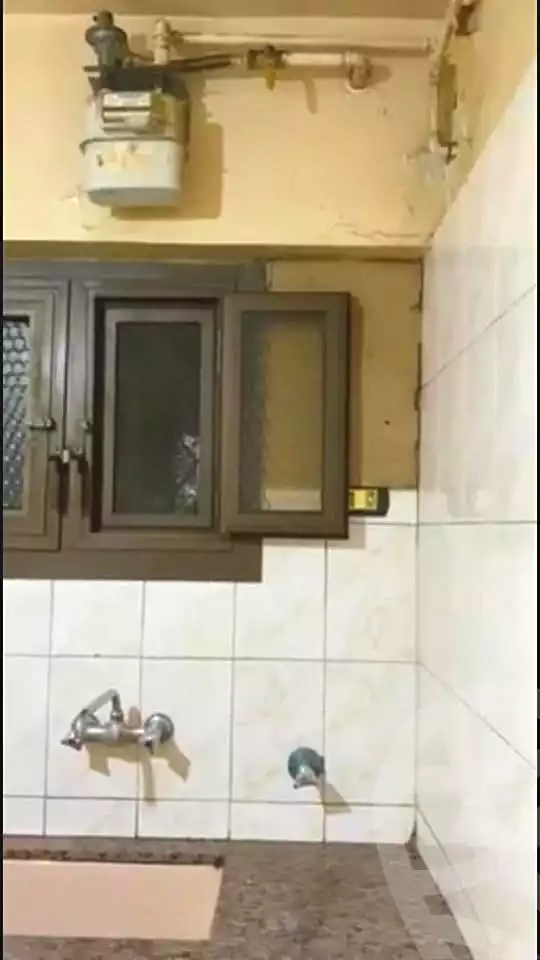https://aqarmap.com.eg/ar/listing/7072219-for-sale-alexandria-lsywf-al-saaeh-sq