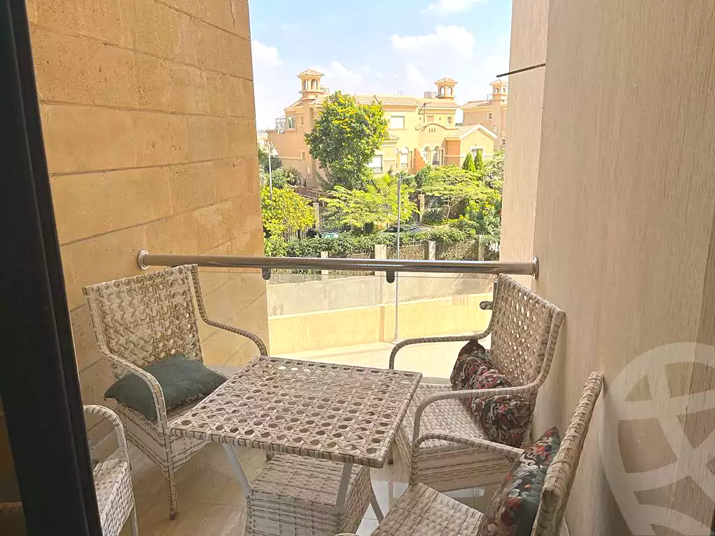 https://aqarmap.com.eg/ar/listing/7072230-for-rent-cairo-new-cairo-compounds-byrl-d-rw