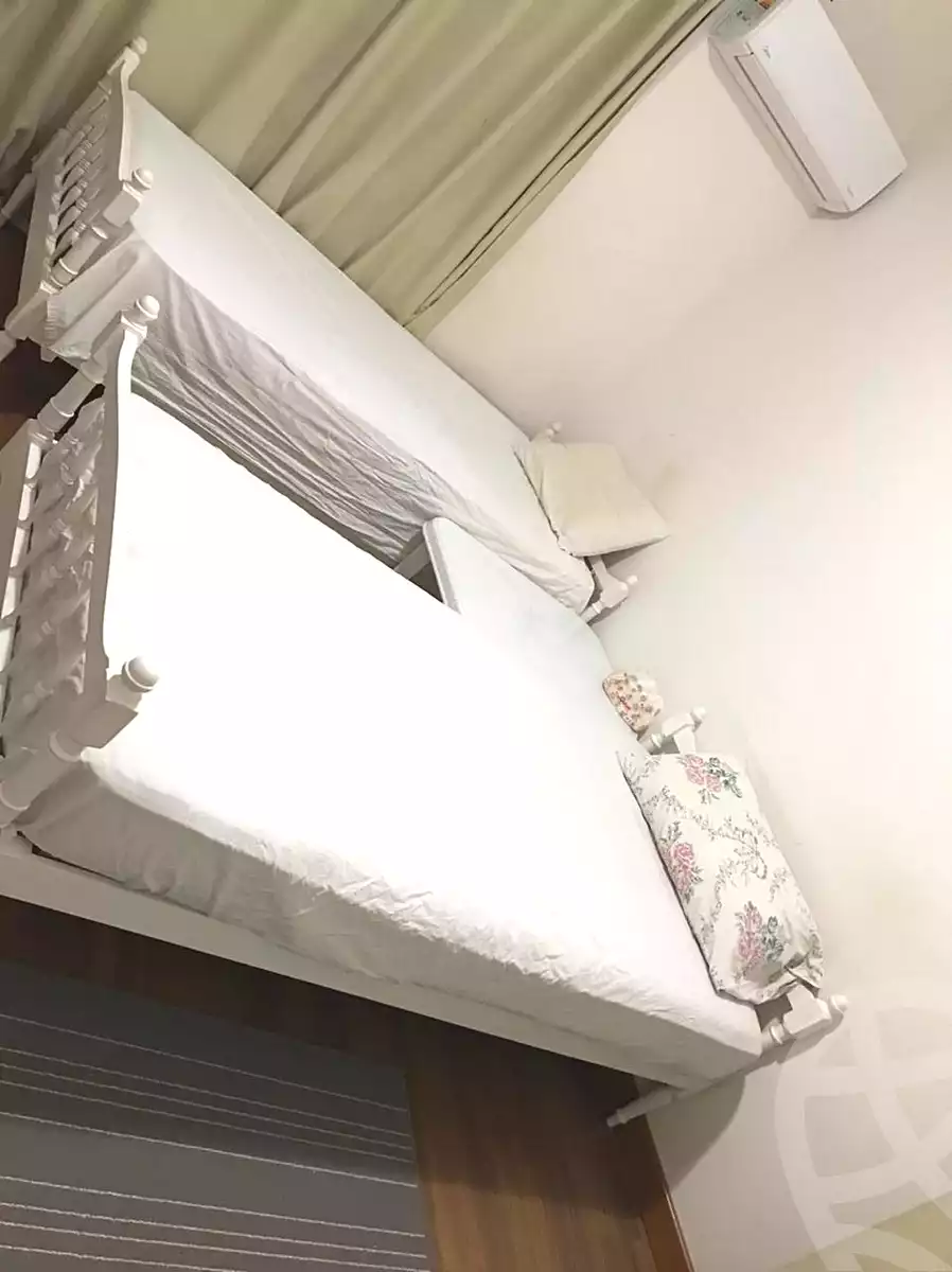شقة بـ٣ غرف نوم في بيفرلي هيلز، صورة ١١ من ١٤