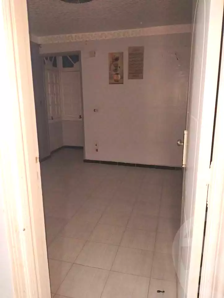 https://aqarmap.com.eg/ar/listing/7072374-for-sale-cairo-ain-shams-jsr-lswys