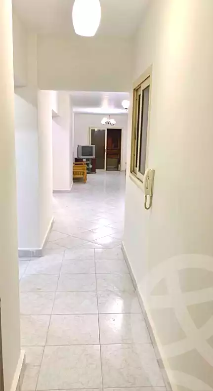 https://aqarmap.com.eg/en/listing/7072429-for-sale-alexandria-el-mandara