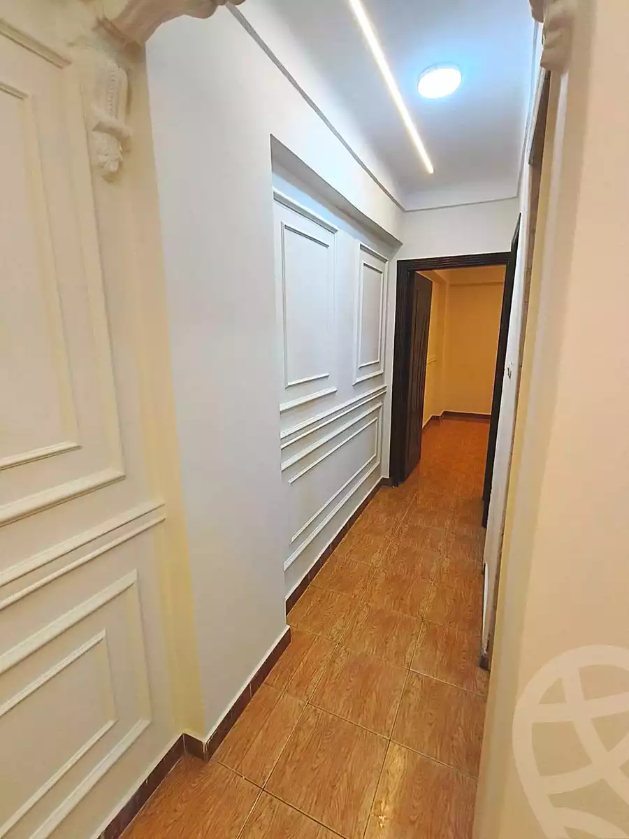 https://aqarmap.com.eg/en/listing/7072441-for-sale-alexandria-lsywf-el-falki