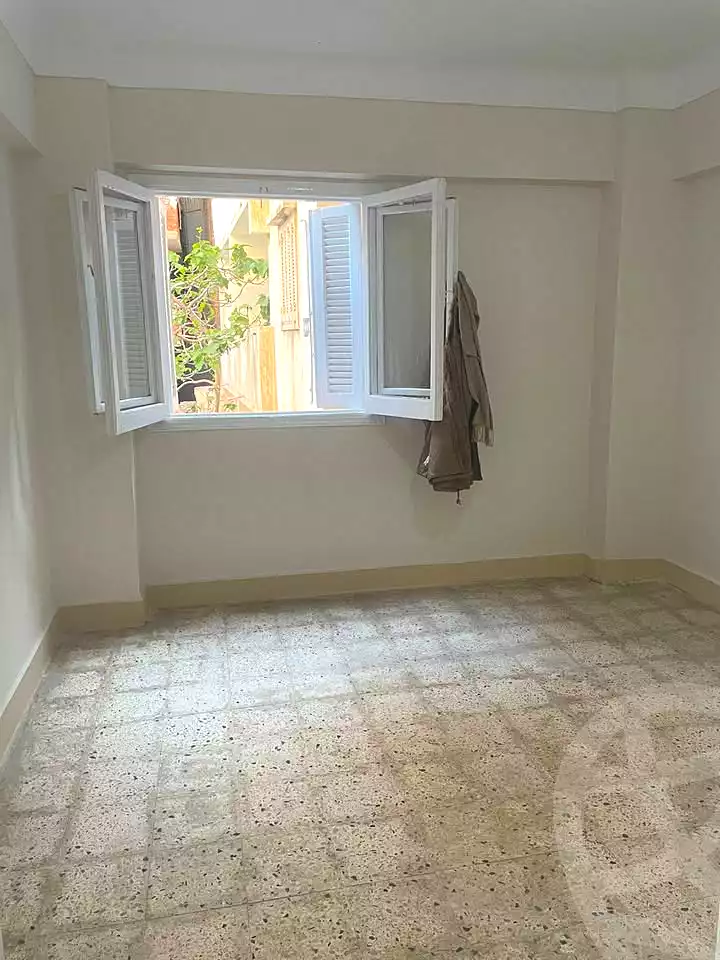 https://aqarmap.com.eg/en/listing/7072473-for-sale-alexandria-al-agamy-el-hanouvel-el-kholafaa-el-rashdeen-st