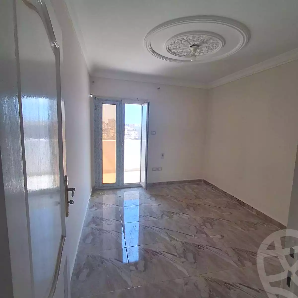 https://aqarmap.com.eg/ar/listing/7072632-for-rent-alexandria-sydy-bshr