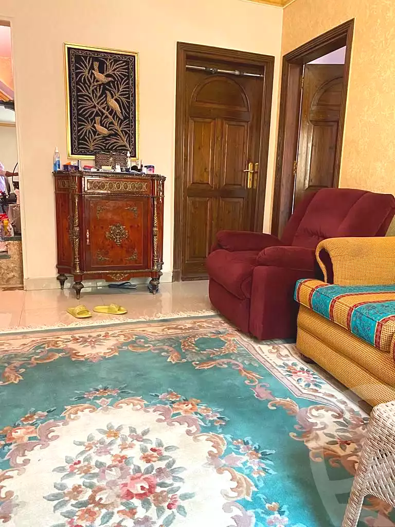 https://aqarmap.com.eg/ar/listing/7072885-for-sale-cairo-new-cairo-compounds-x-five-mall-x-estate