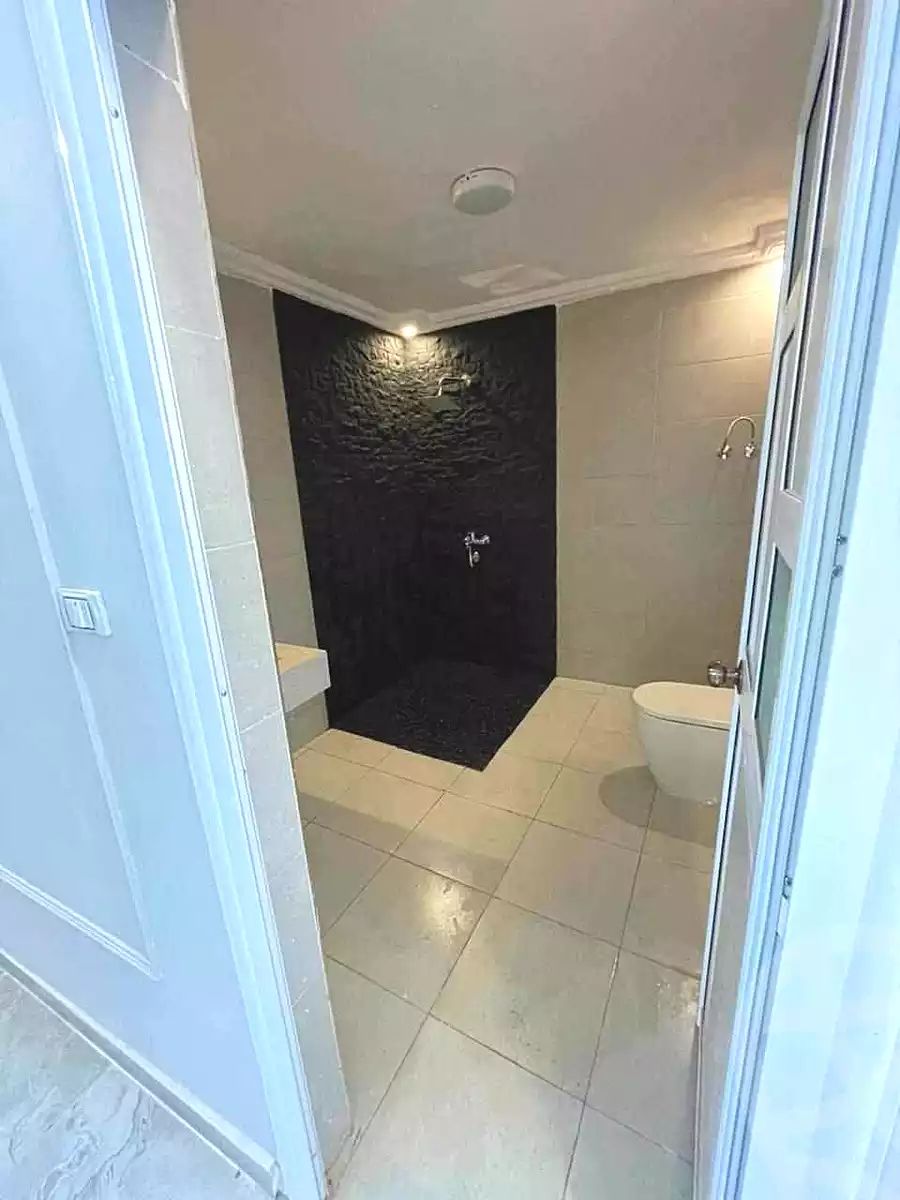 https://aqarmap.com.eg/ar/listing/7073073-for-sale-alexandria-al-agamy-el-hanouvel