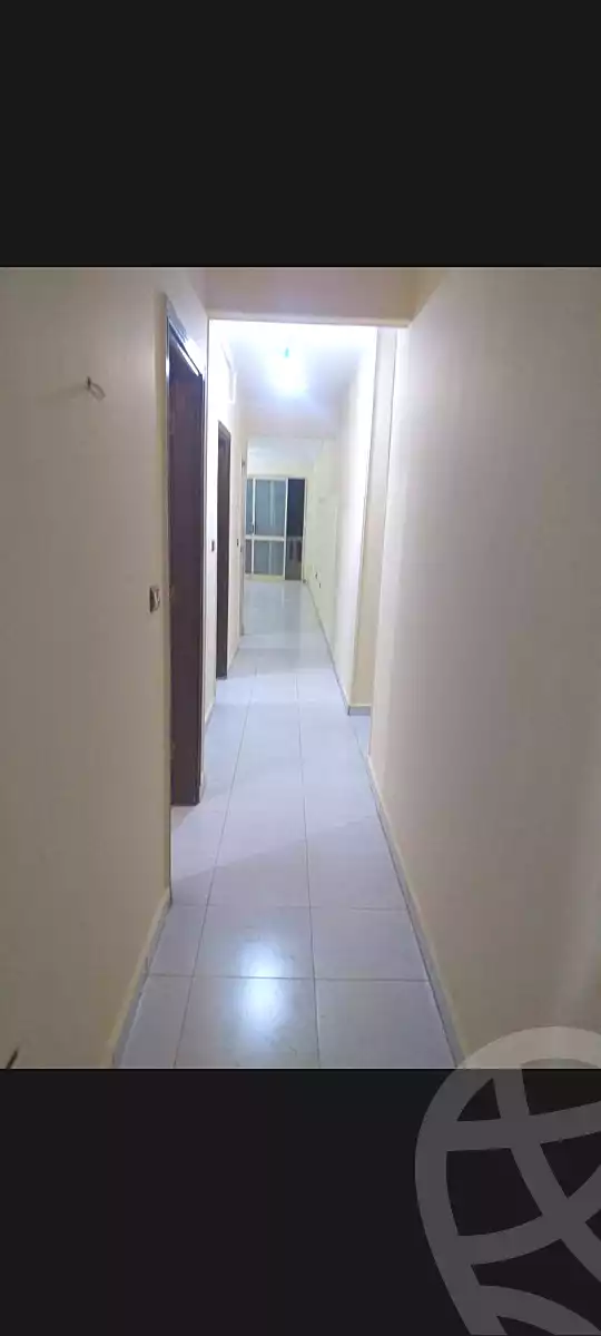 https://aqarmap.com.eg/ar/listing/7073082-for-sale-cairo-faisal-kafr-tohormos-queen-nazli-st