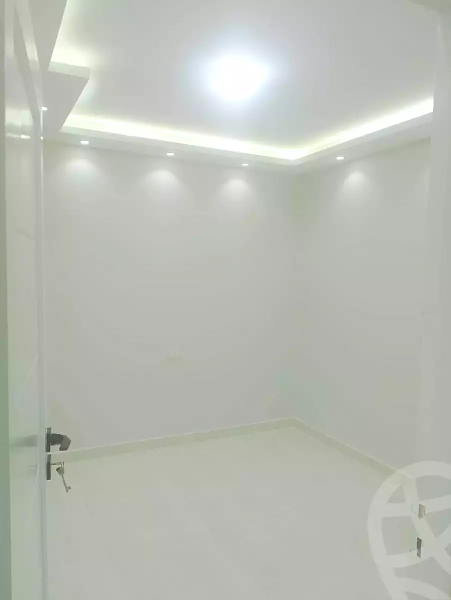 https://aqarmap.com.eg/ar/listing/7073262-for-rent-alexandria-al-agamy-lbytsh-bianchiii
