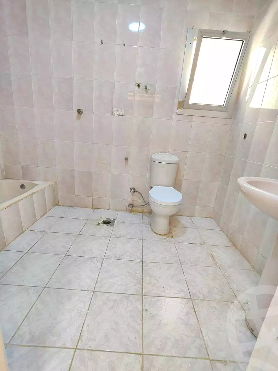 https://aqarmap.com.eg/ar/listing/7073283-for-sale-alexandria-al-agamy-shataa-el-nakheel