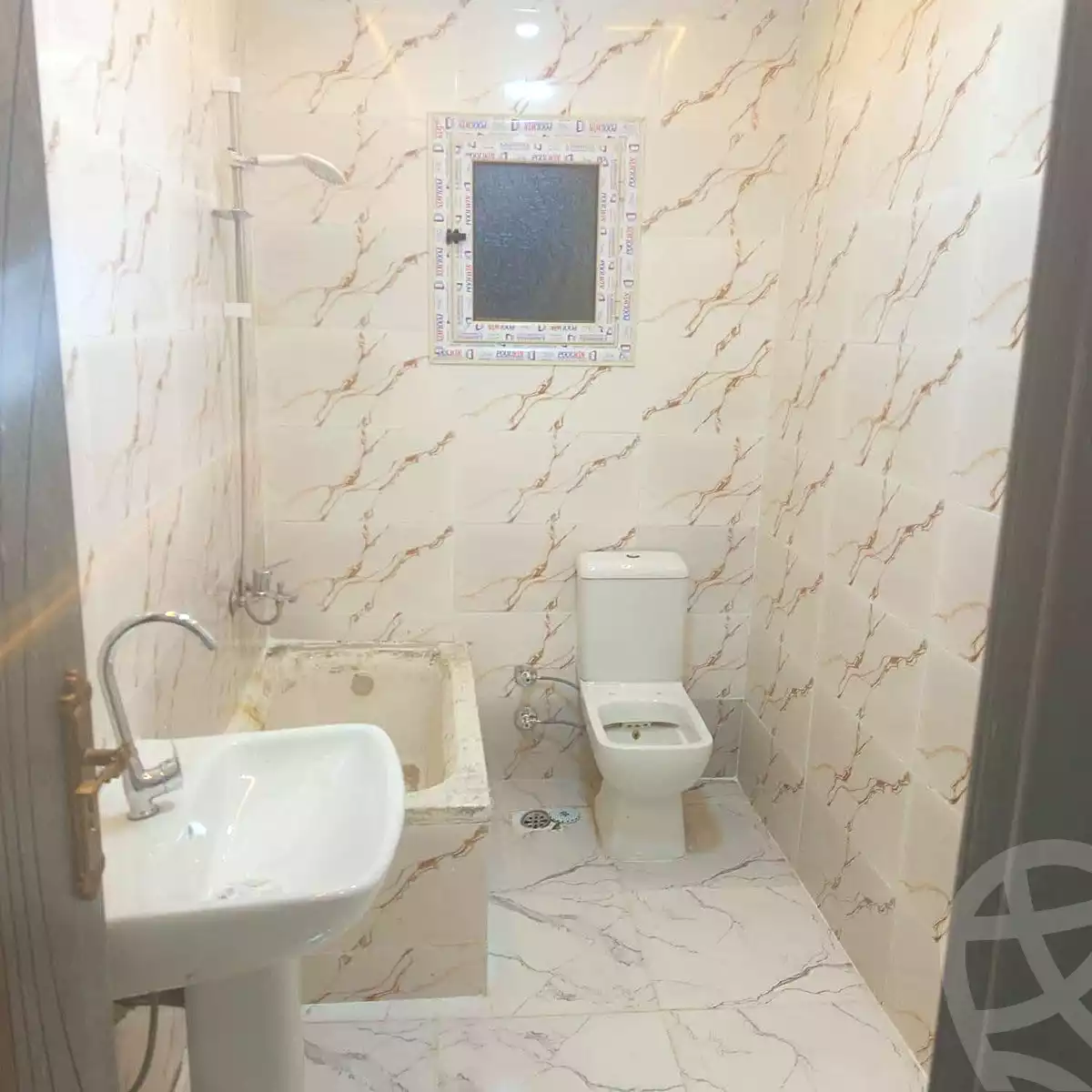 https://aqarmap.com.eg/en/listing/7073581-for-sale-alexandria-al-agamy-lbytsh