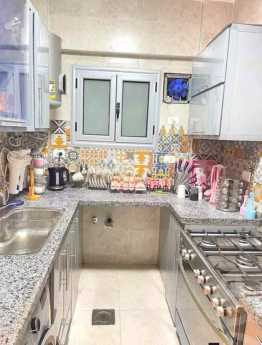 https://aqarmap.com.eg/ar/listing/7073589-for-sale-alexandria-al-agamy-lbytsh-shahr-al-assal-st