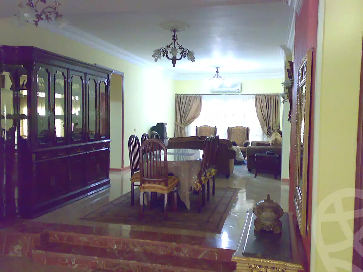 https://aqarmap.com.eg/ar/listing/7073909-for-sale-cairo-new-cairo-el-ahyaa-third-neighborhood-street-2