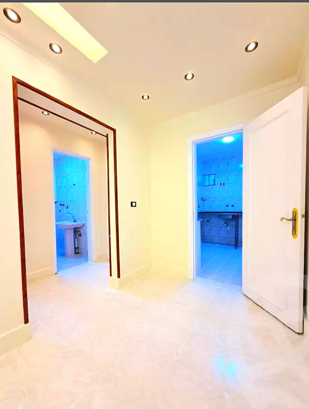 https://aqarmap.com.eg/en/listing/7074146-for-sale-alexandria-al-agamy-shataa-el-nakheel