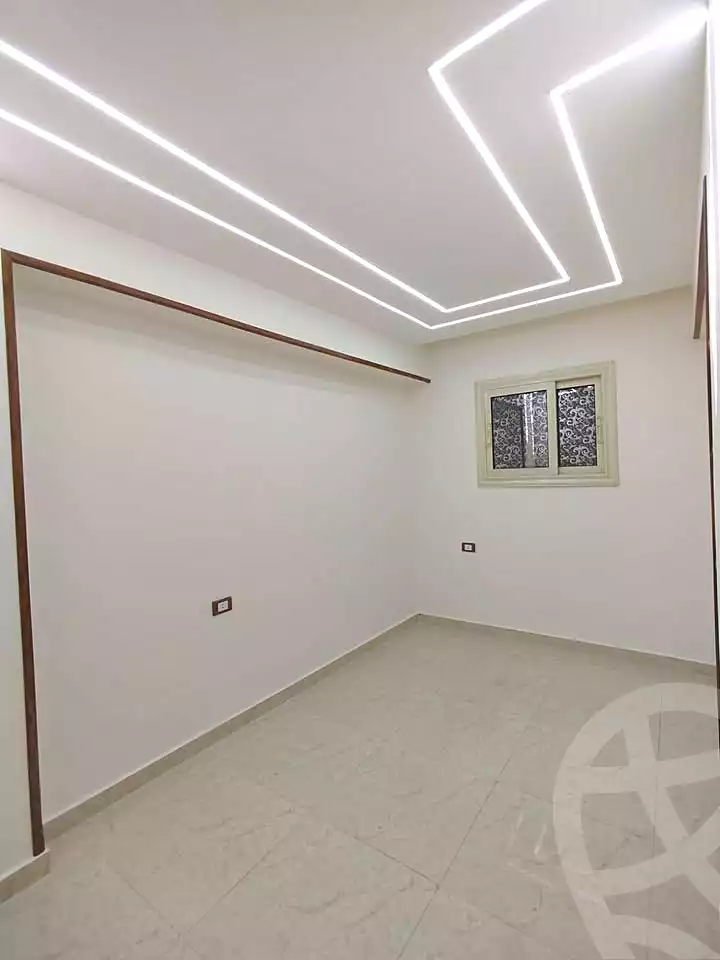 https://aqarmap.com.eg/en/listing/7074199-for-sale-alexandria-lsywf-el-falki