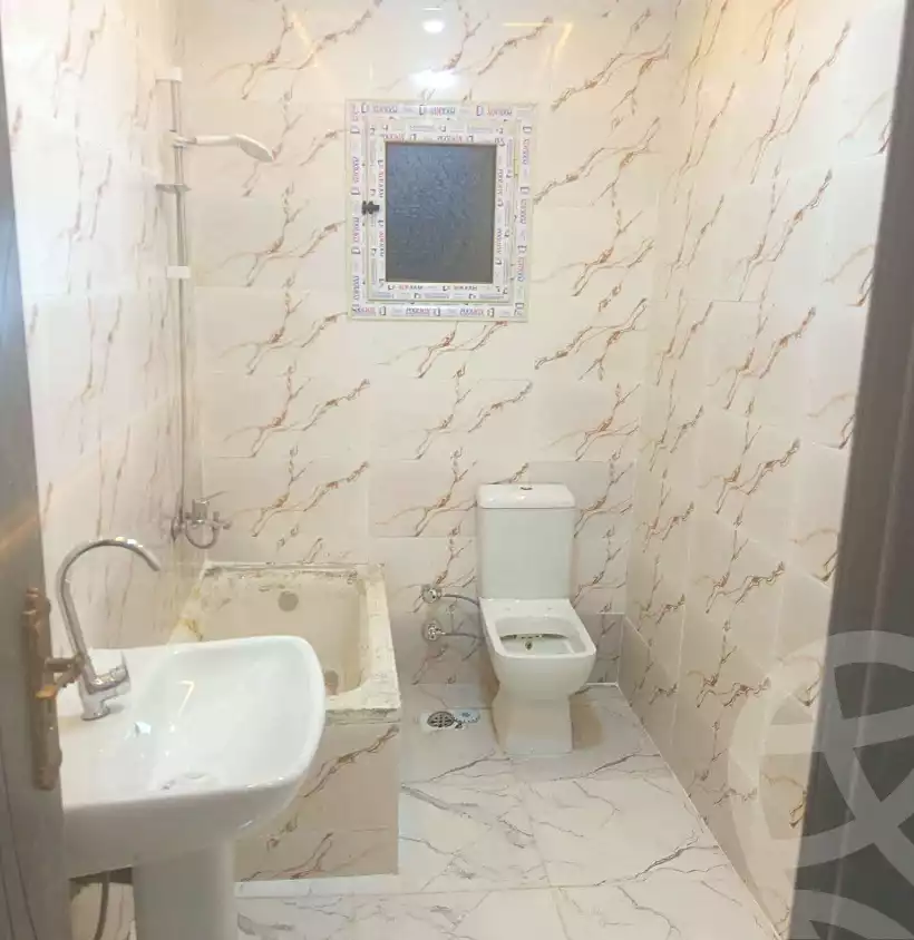 https://aqarmap.com.eg/ar/listing/7074604-for-sale-alexandria-al-agamy-lbytsh-mohamed-el-fardi-st