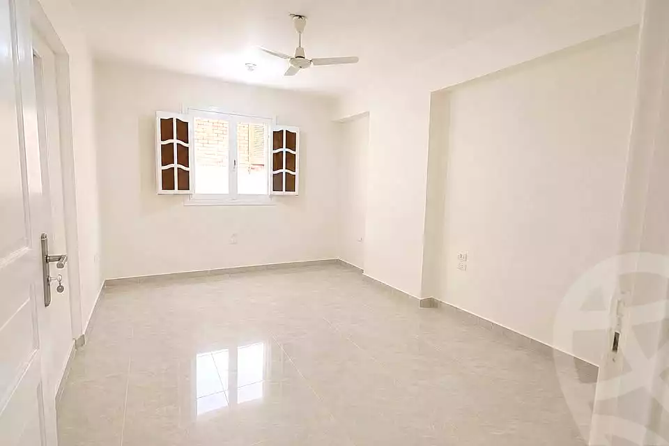 https://aqarmap.com.eg/ar/listing/7074782-for-sale-cairo-ain-shams-ain-shams-el-sharkia