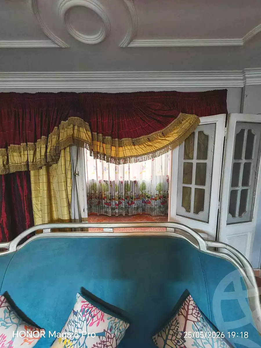 https://aqarmap.com.eg/en/listing/7074871-for-sale-cairo-helwan-helwan-el-sharkeya-borhan-st