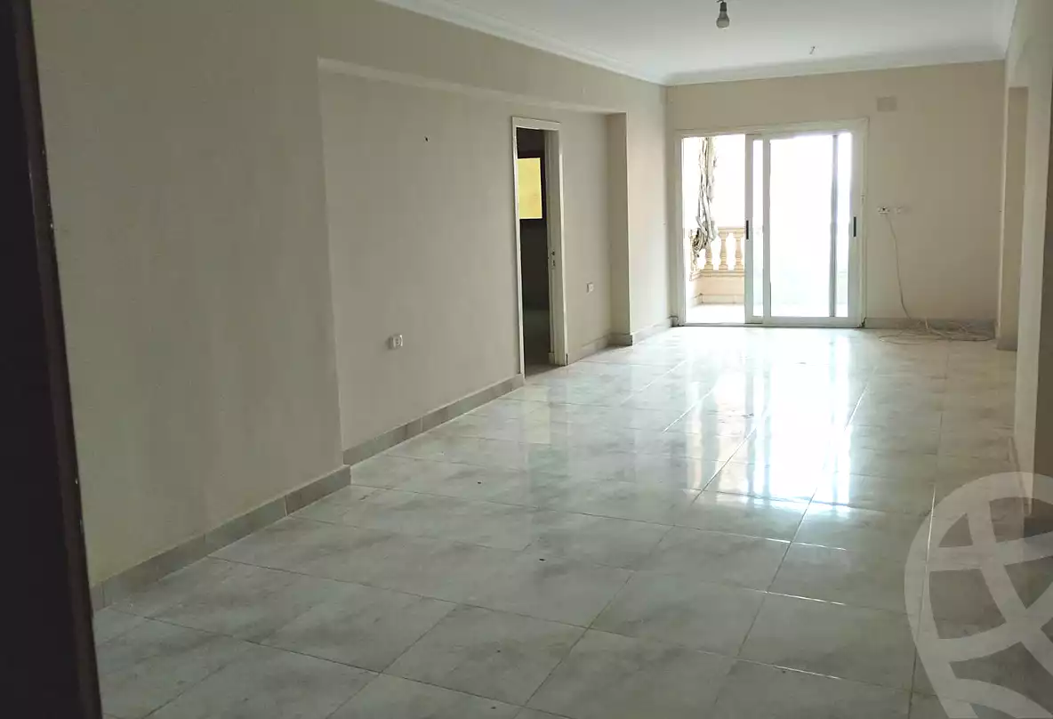 https://aqarmap.com.eg/ar/listing/7074934-for-sale-cairo-helwan-hadayek-helwan-nile-corniche-st