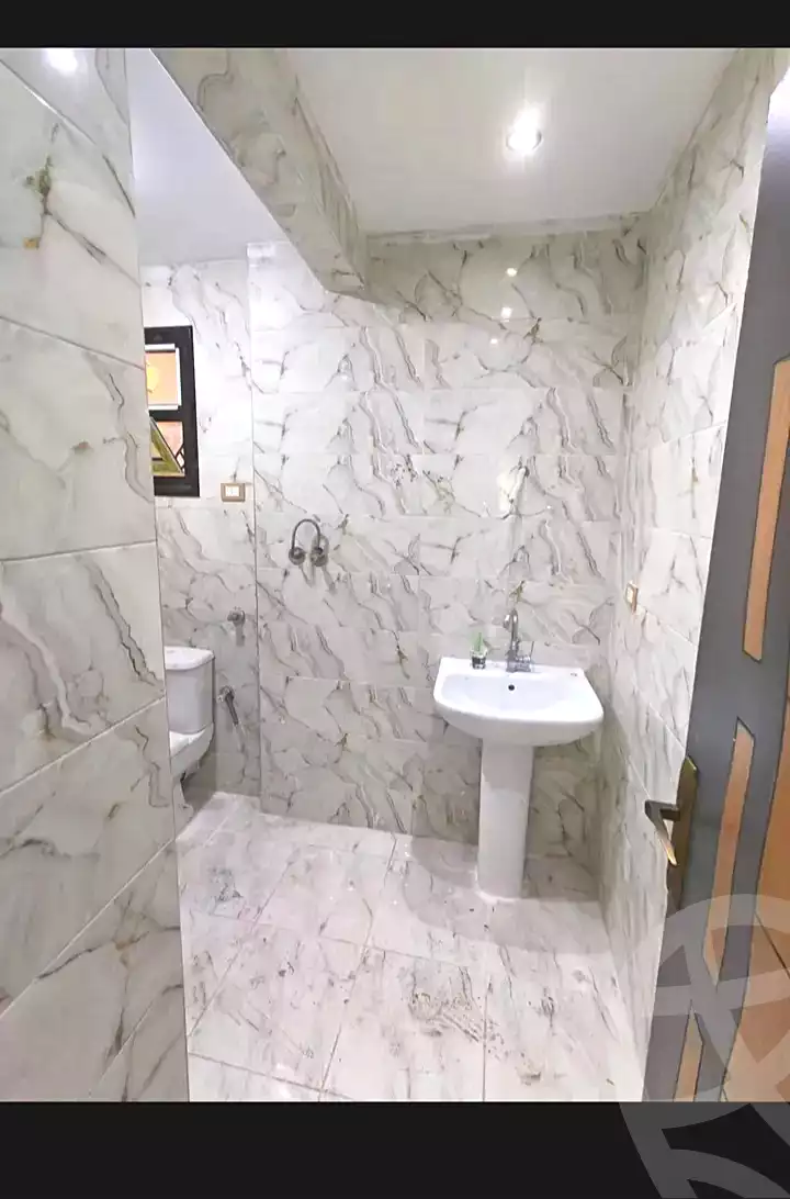 https://aqarmap.com.eg/ar/listing/7074989-for-sale-alexandria-el-asafra-l-sfr-bhry