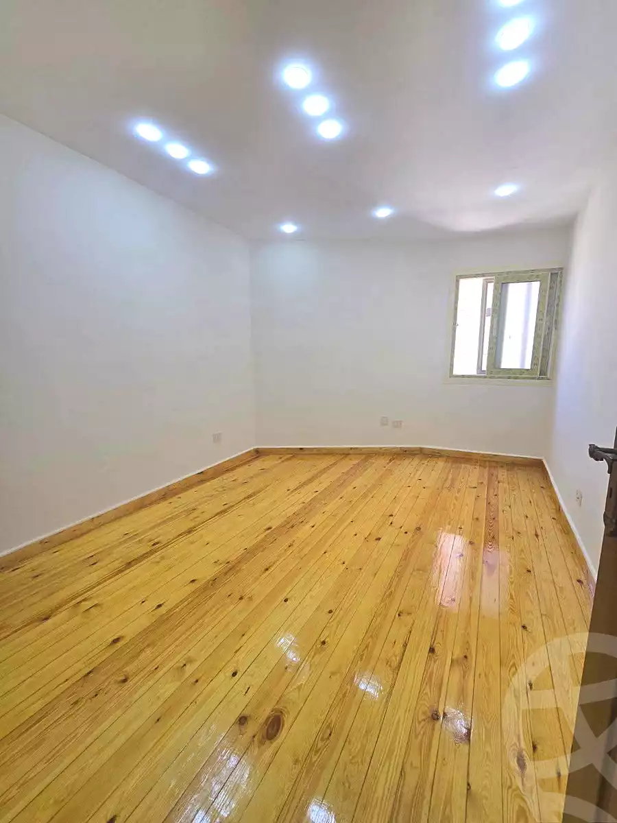https://aqarmap.com.eg/ar/listing/7075166-for-sale-alexandria-miami-mahmoud-el-isawy-st