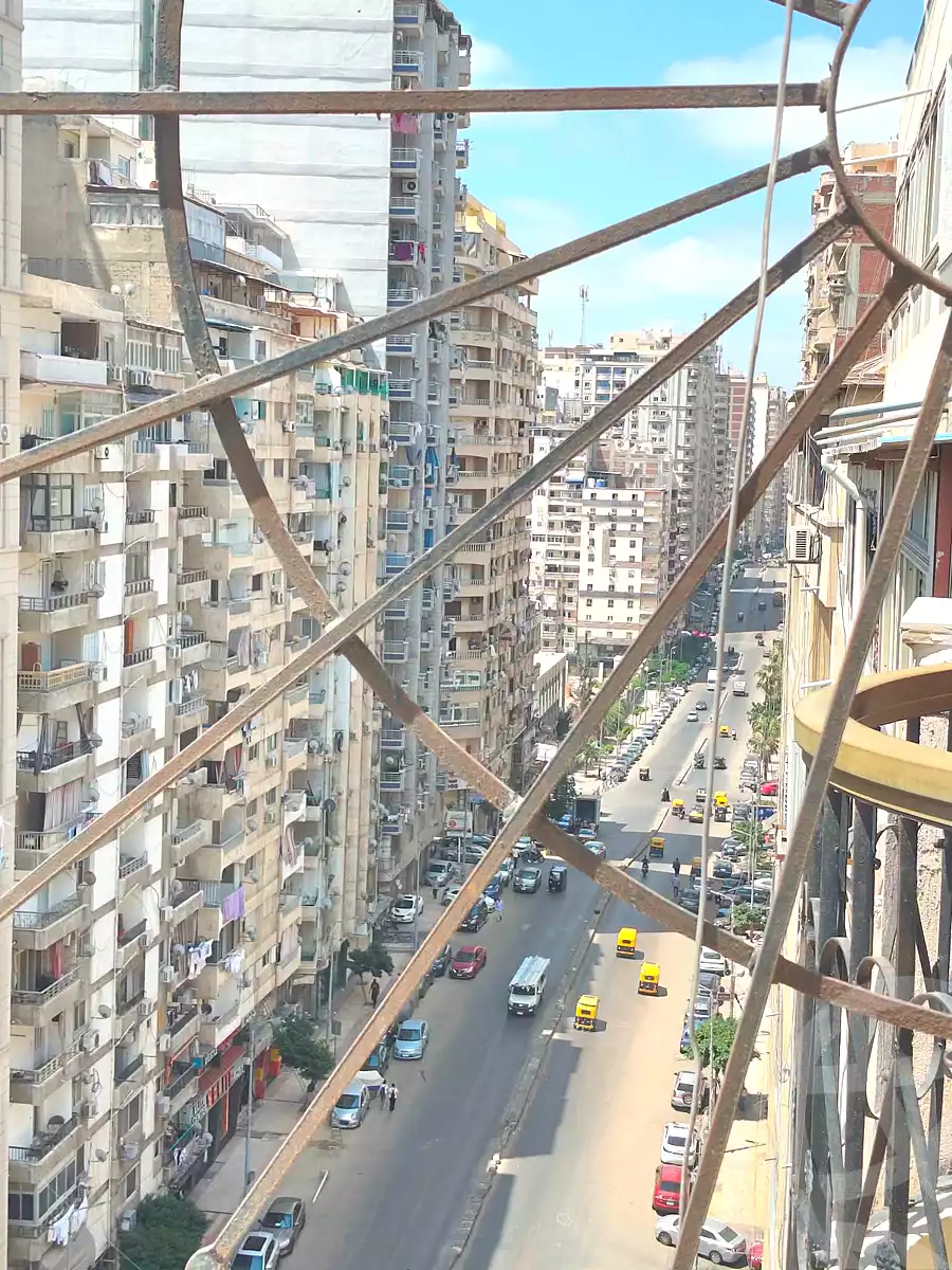 https://aqarmap.com.eg/ar/listing/7075174-for-sale-alexandria-miami-mahmoud-el-isawy-st